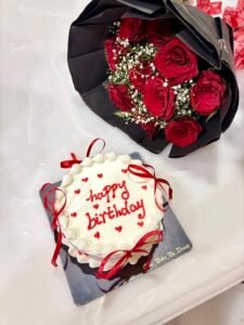 livraison fleurs et gâteau Anniversaire Rabat